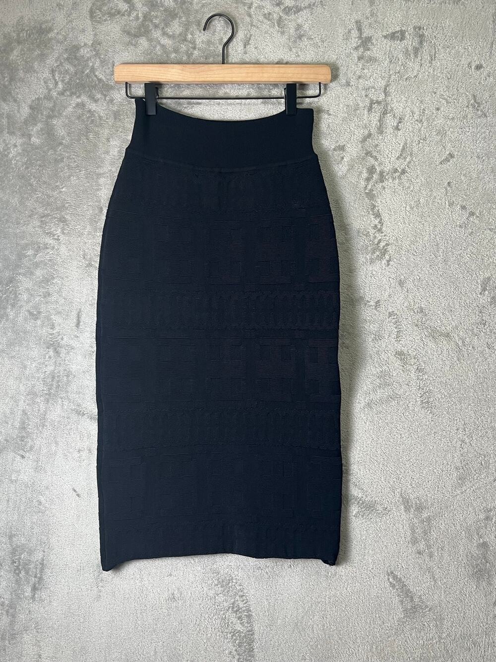 Scanlan Theodore Black Crepe‎ Pencil Skirt Pull On Size Medium Career Office